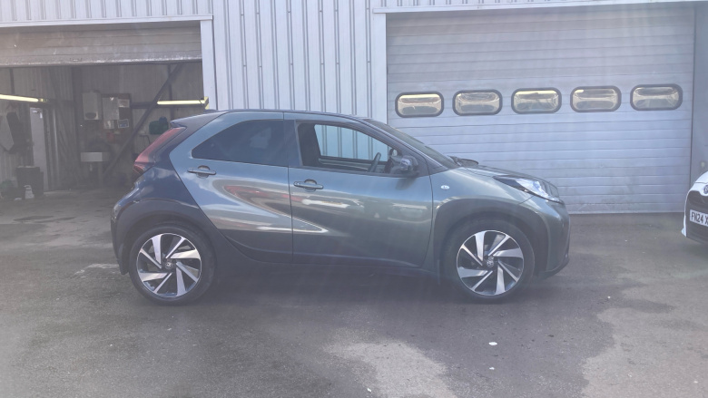 Toyota Aygo X 1.0 VVT-i Edge 5dr Petrol Hatchback